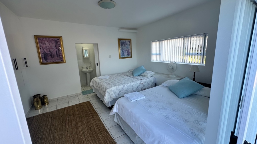 5 Bedroom Property for Sale in Dana Bay Western Cape